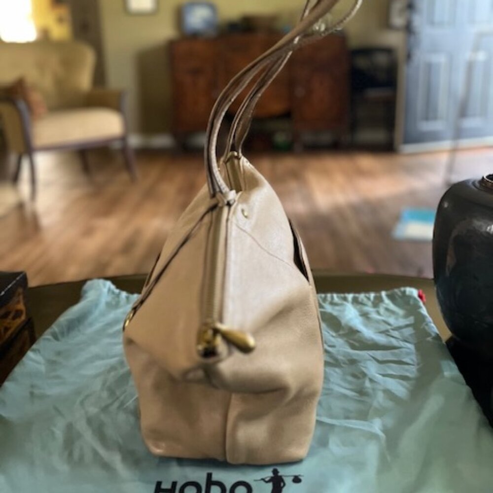 HOBO Shoulderbag - Picture 6 of 9